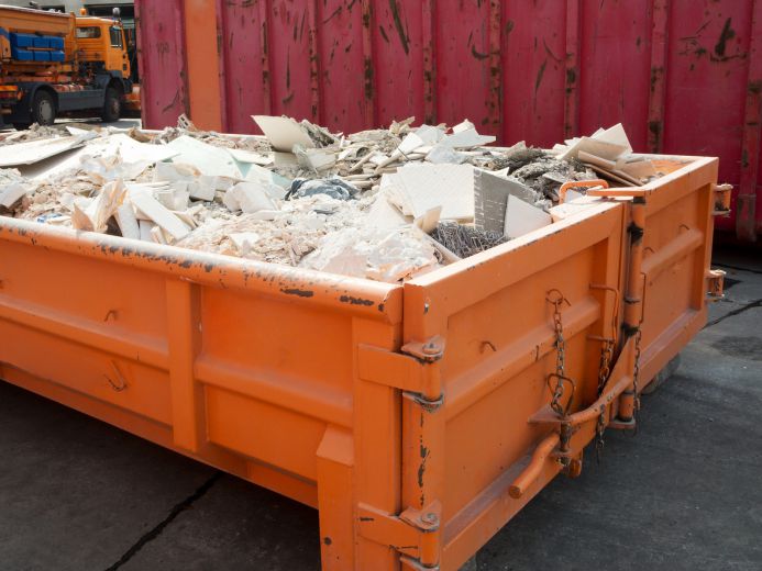 Container 